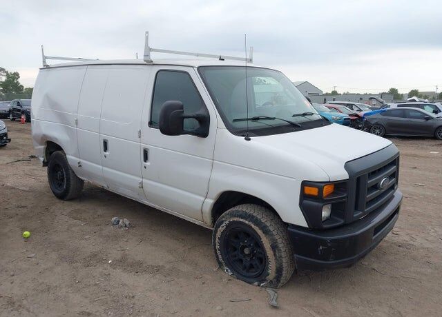 2010 FORD E-250