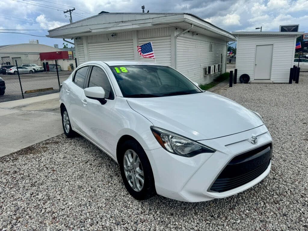 2018 TOYOTA Yaris