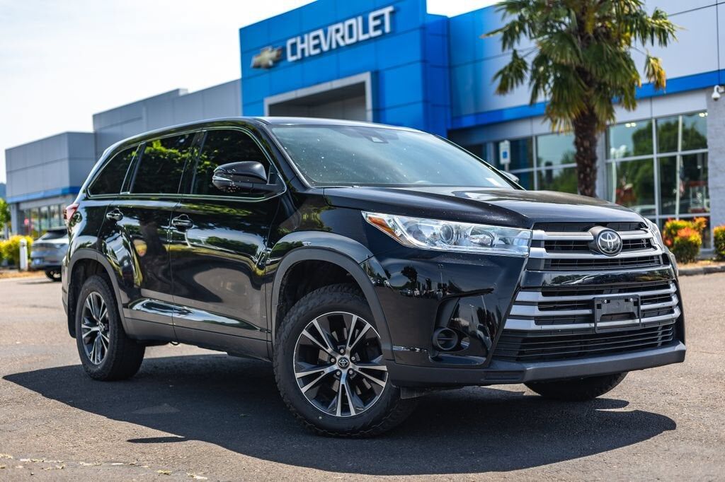 2019 TOYOTA Highlander
