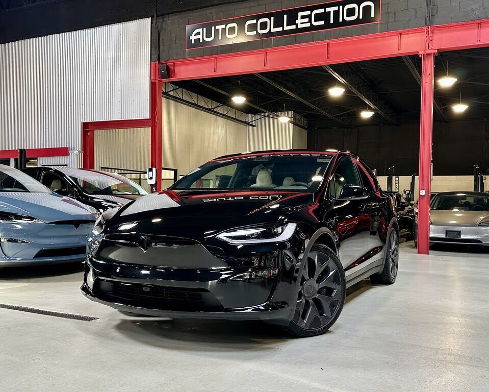 2026 TESLA Model X