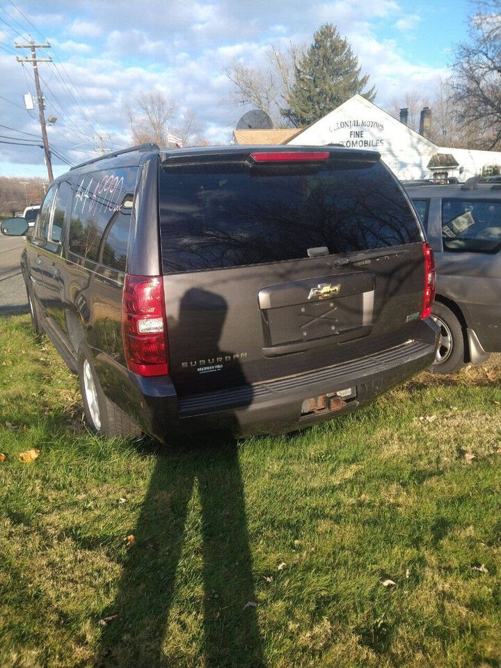 2010 CHEVROLET Suburban