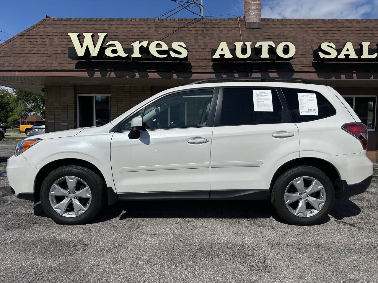 2016 SUBARU Forester