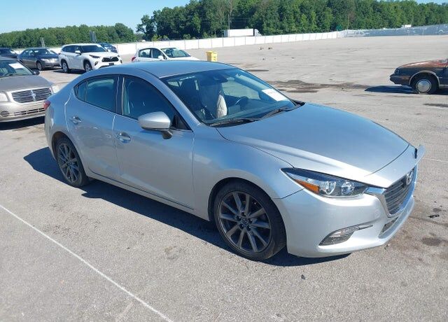 2018 MAZDA Mazda3