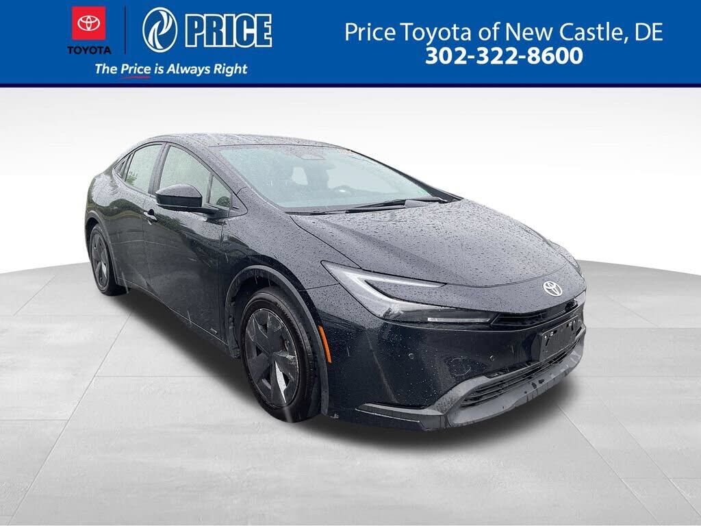 2025 TOYOTA PRIUS