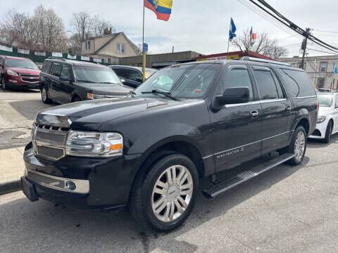 2012 LINCOLN Navigator