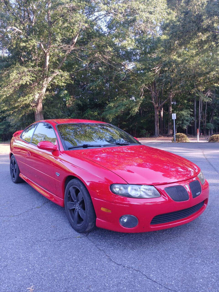 2004 PONTIAC GTO
