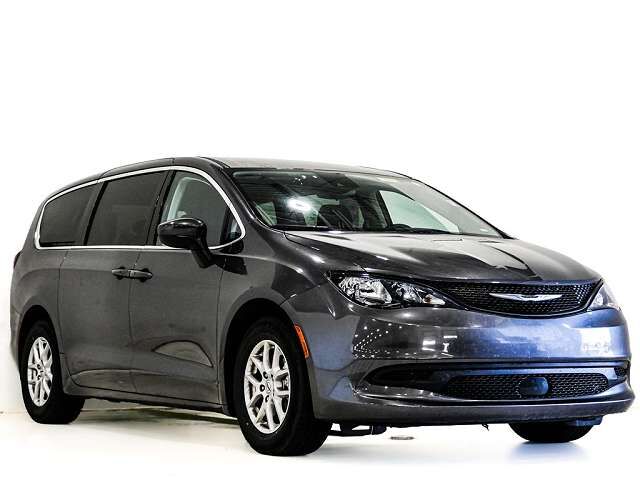 2023 CHRYSLER Voyager