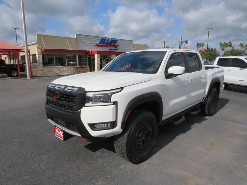 2025 NISSAN Frontier