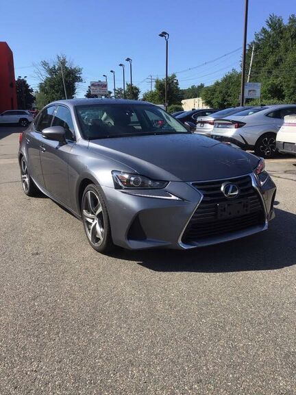 2019 LEXUS IS
