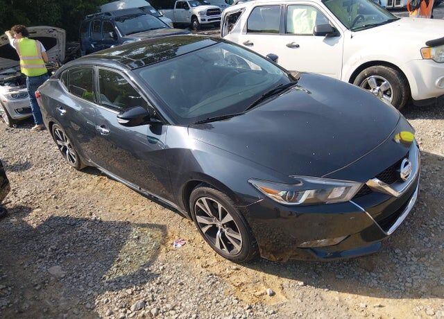 2016 NISSAN Maxima