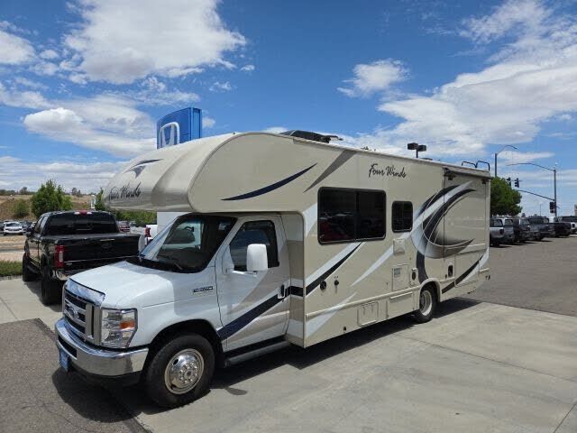 2017 FORD E-350