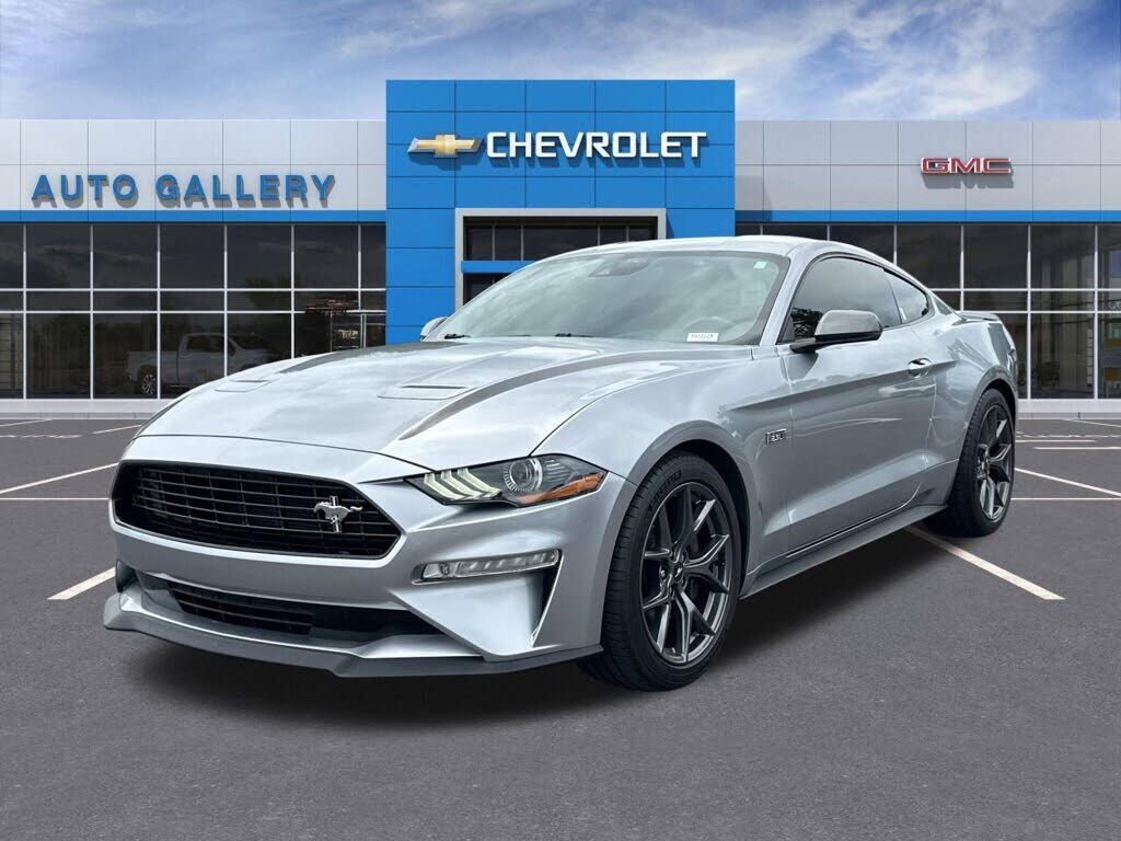 2021 FORD Mustang
