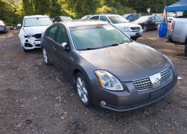 Nissan Maxima