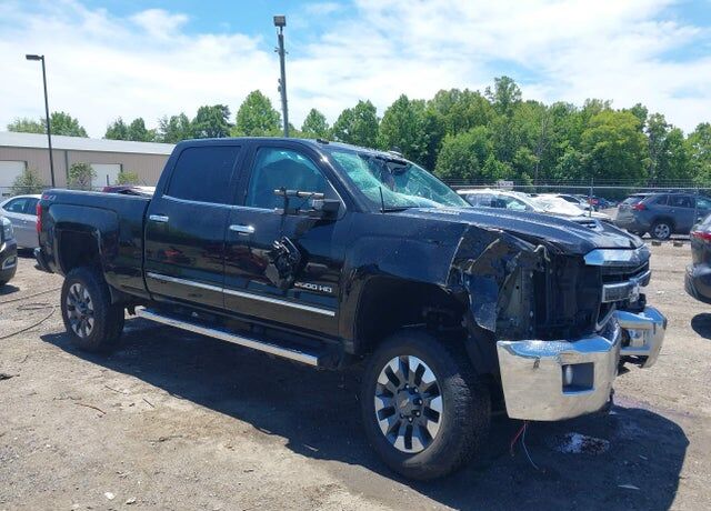 2018 CHEVROLET Silverado