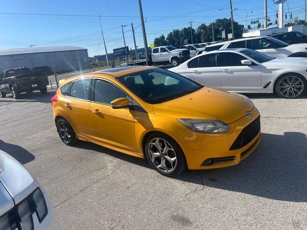2014 FORD Focus