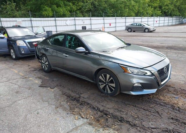 2022 NISSAN Altima