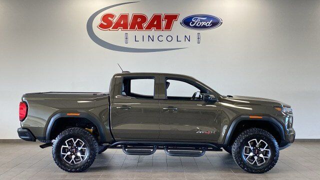 2023 GMC Canyon