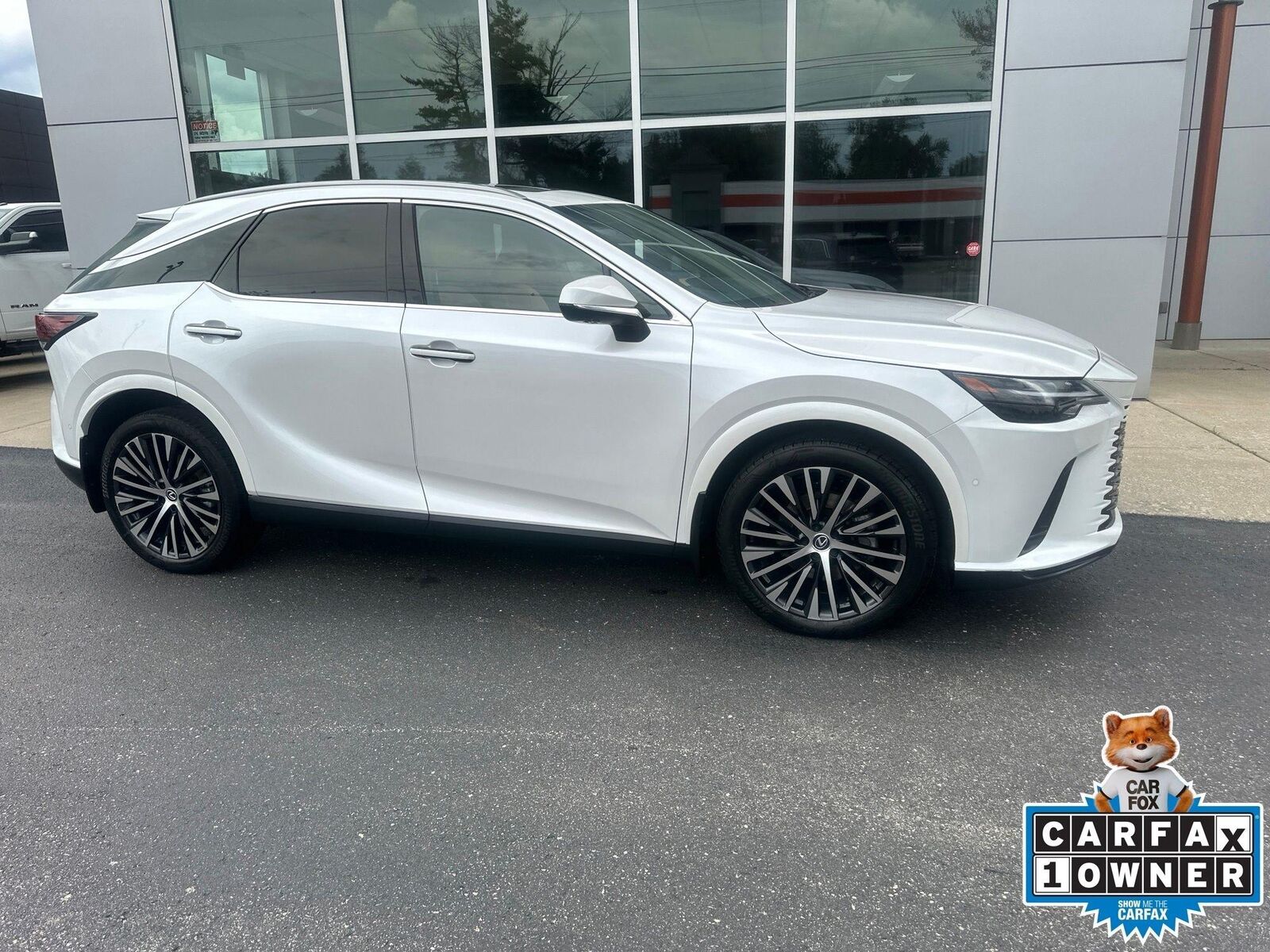 2023 LEXUS RX