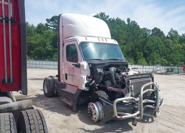 2019 FREIGHTLINER Cascadia