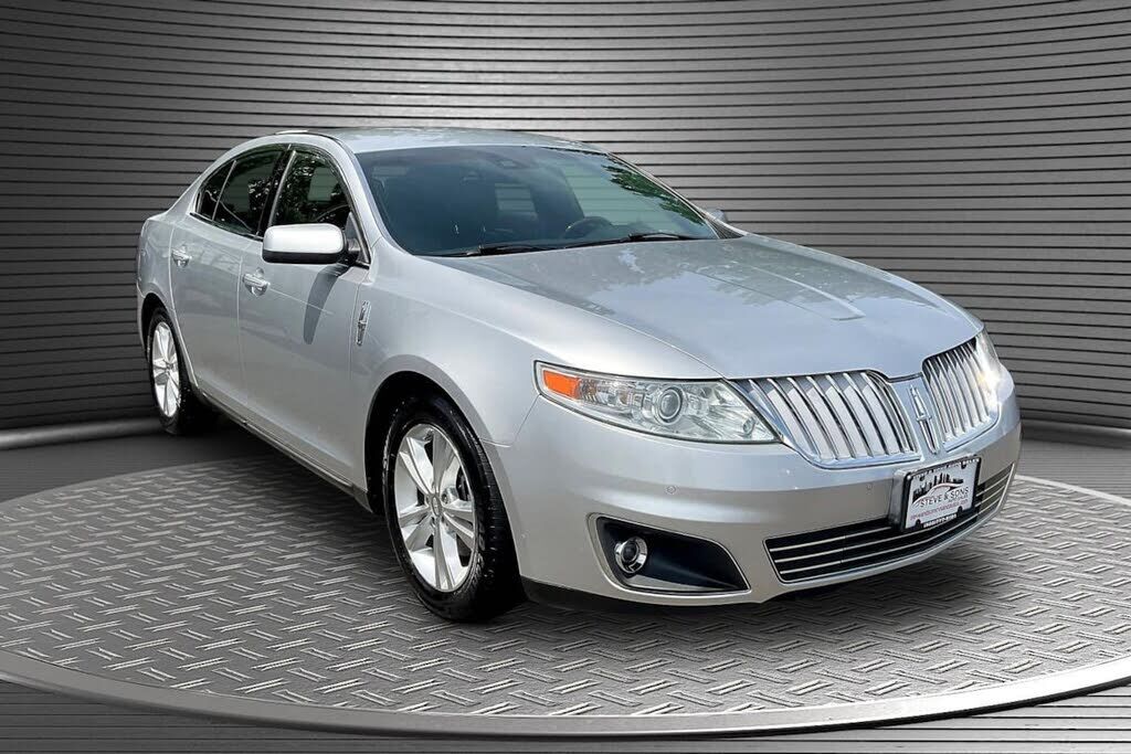 2010 LINCOLN MKS