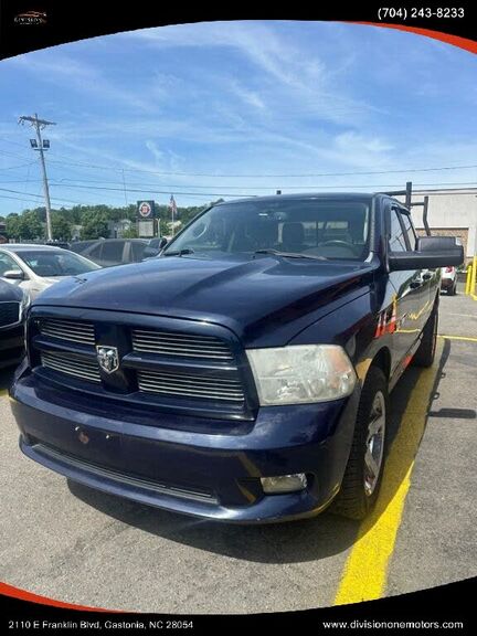 2012 DODGE Ram