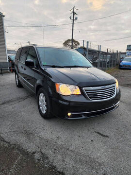 2015 CHRYSLER Town and Country