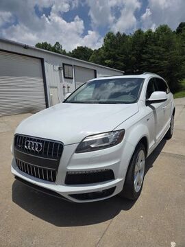 2013 AUDI Q7