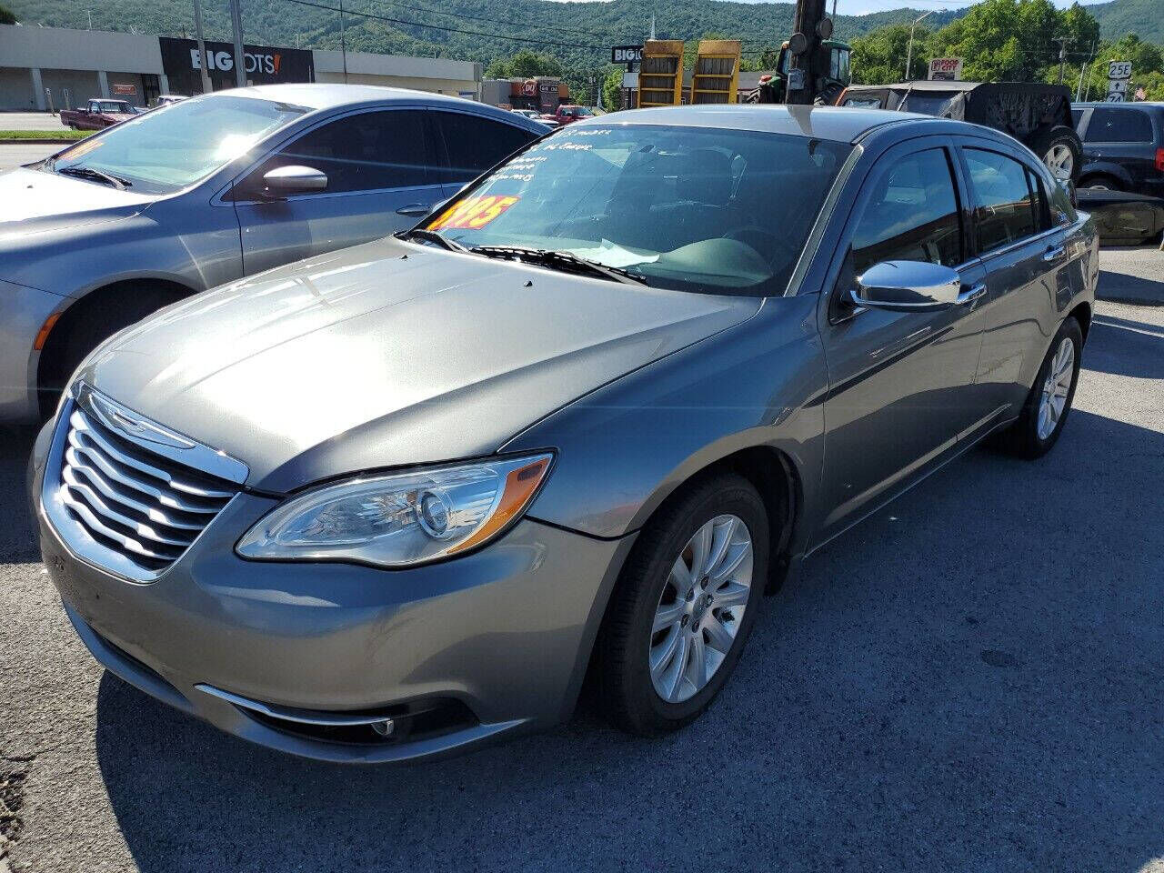 2013 CHRYSLER 200