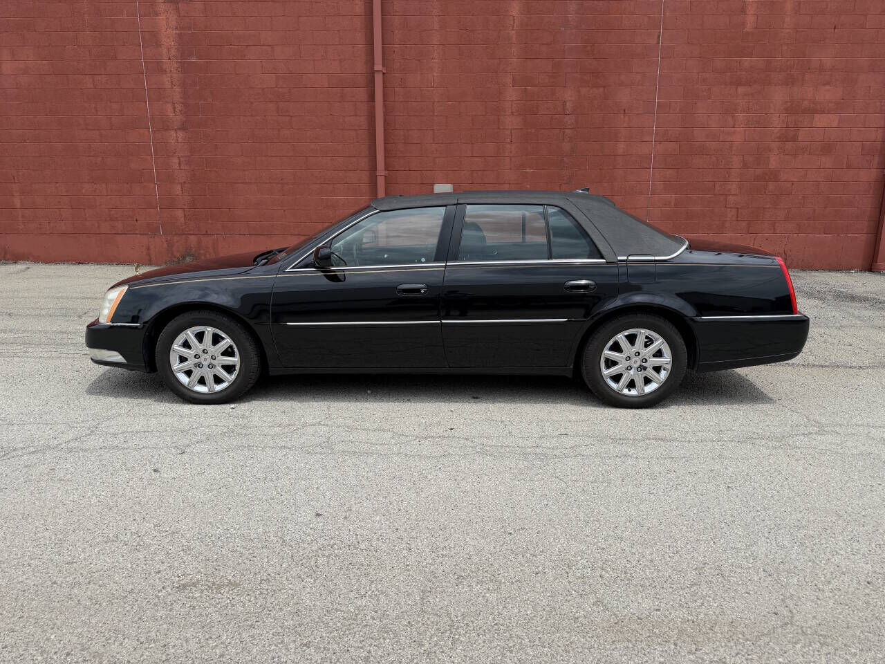 2011 CADILLAC DTS