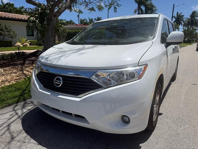 2017 NISSAN Quest