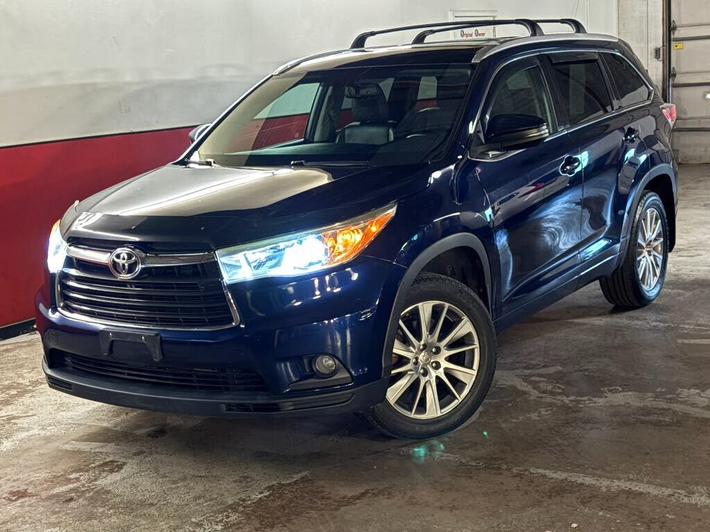 2015 TOYOTA Highlander