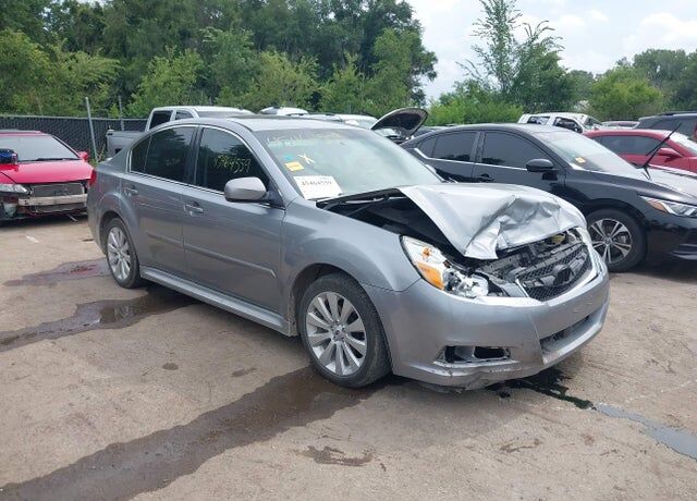 2011 SUBARU Legacy