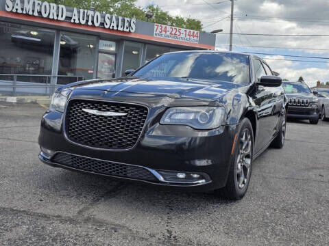 2016 CHRYSLER 300