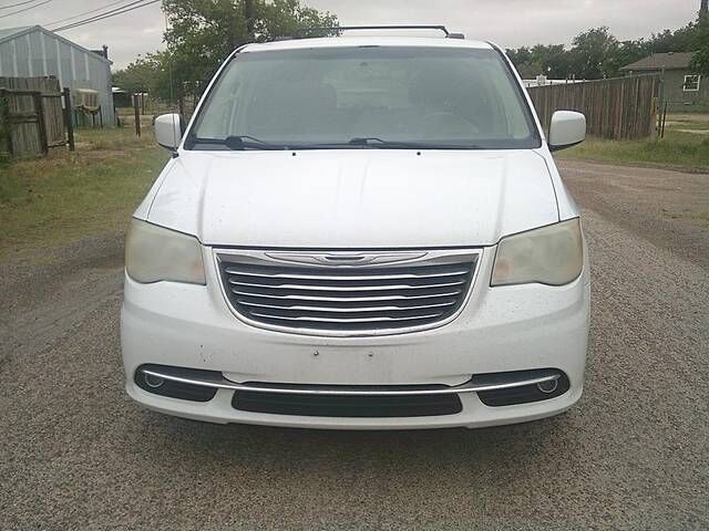 2014 CHRYSLER Town and Country