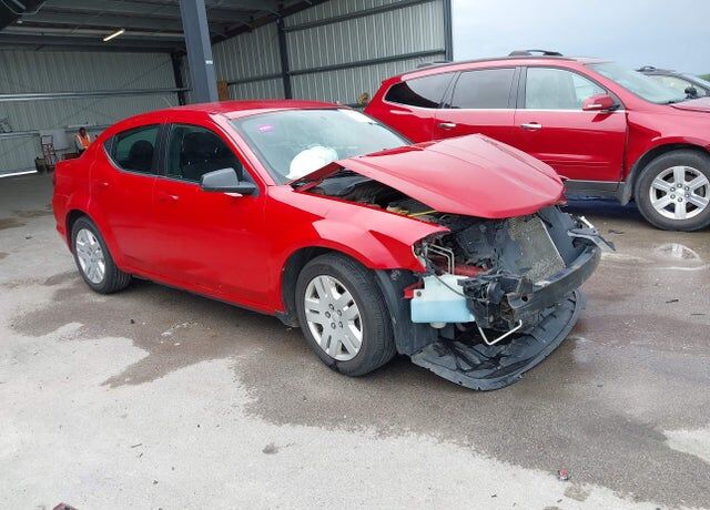 2013 DODGE Avenger