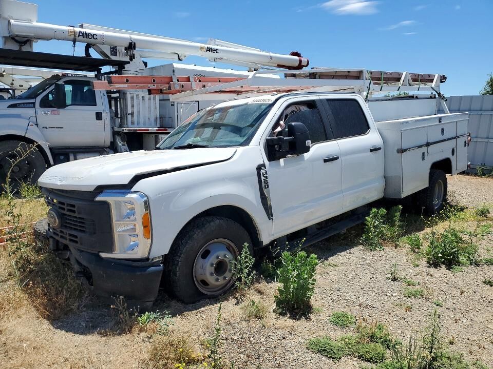 2023 FORD F-350