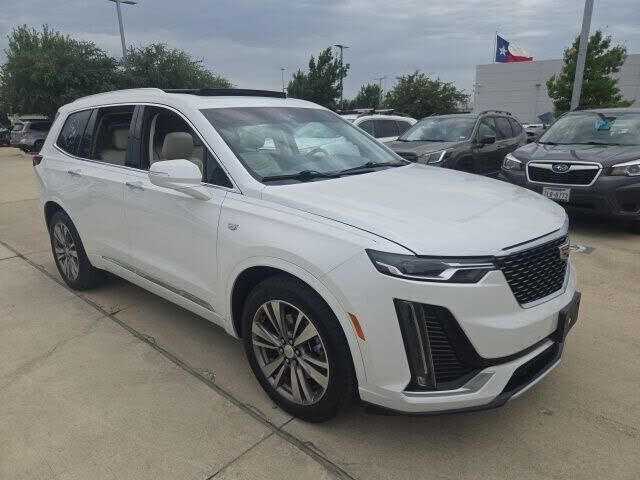 2021 CADILLAC XT6