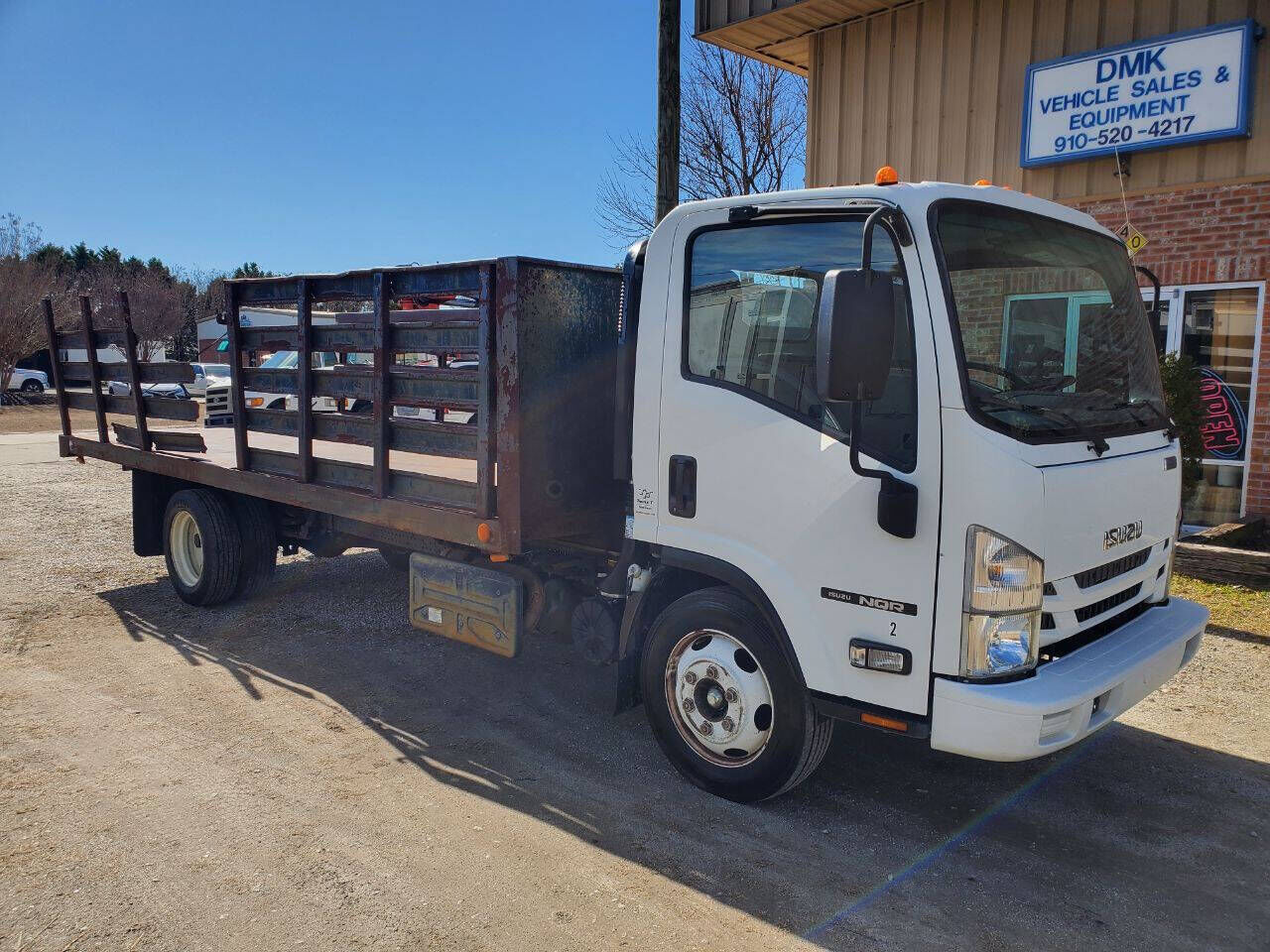 2017 ISUZU NQR/NRR