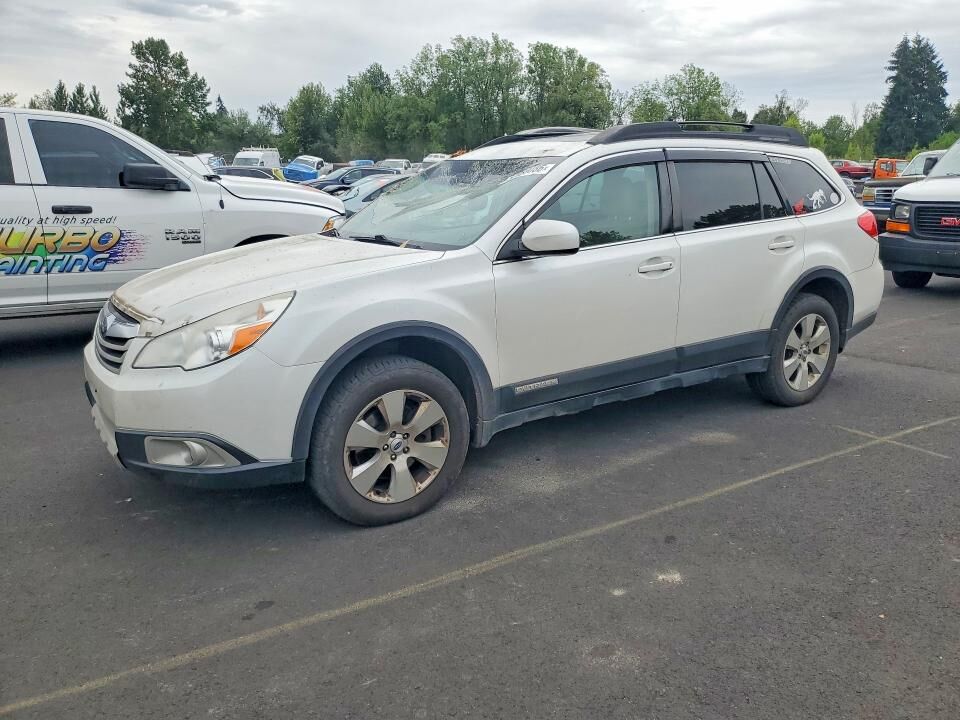 2012 SUBARU Outback