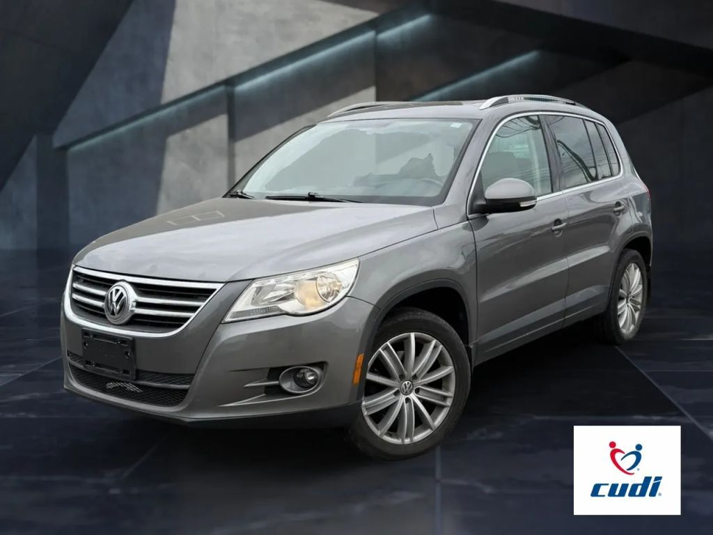 2011 VOLKSWAGEN Tiguan