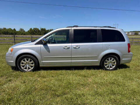 2008 CHRYSLER Town and Country