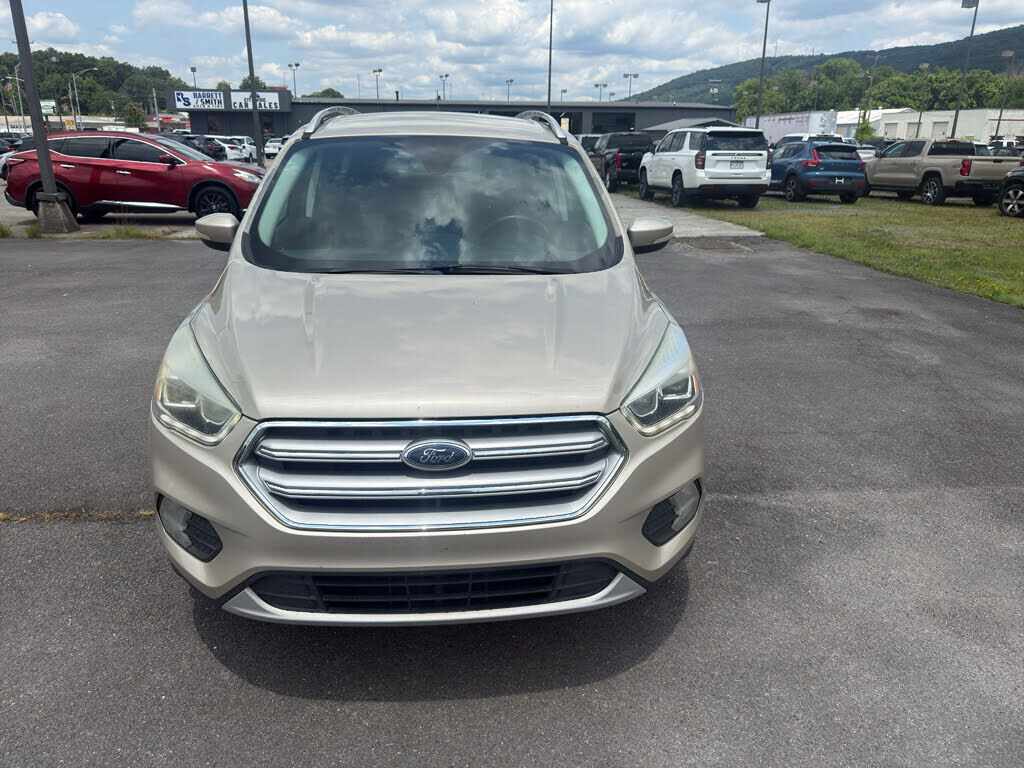 2017 FORD Escape