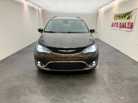 2018 CHRYSLER Pacifica