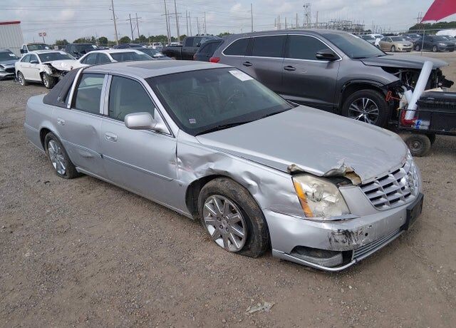 Cadillac DTS