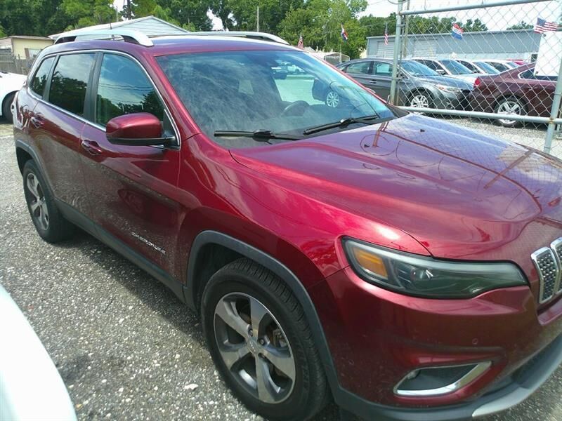 2019 JEEP Cherokee