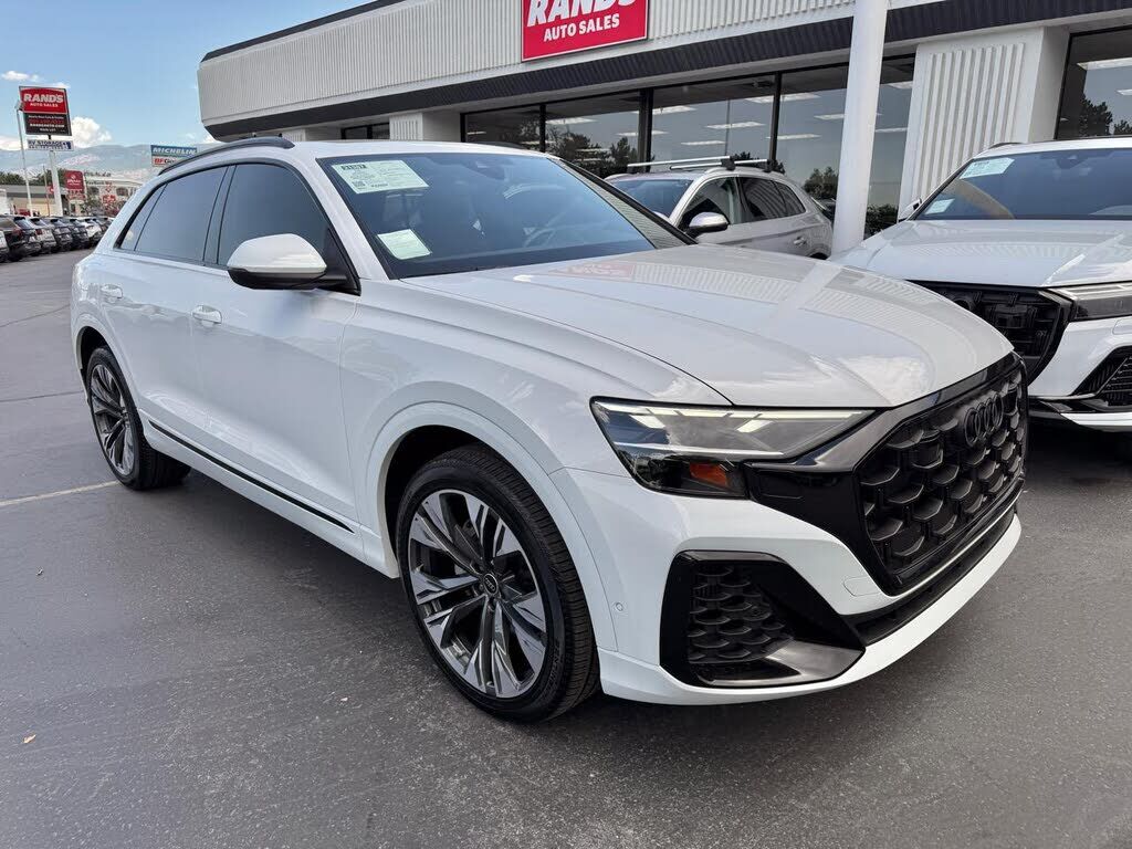 2024 Audi Q8