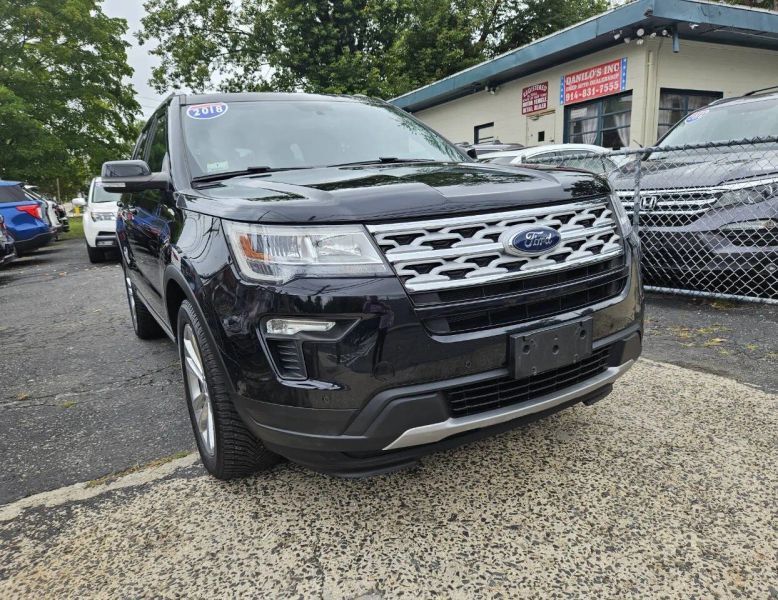 2018 FORD Explorer