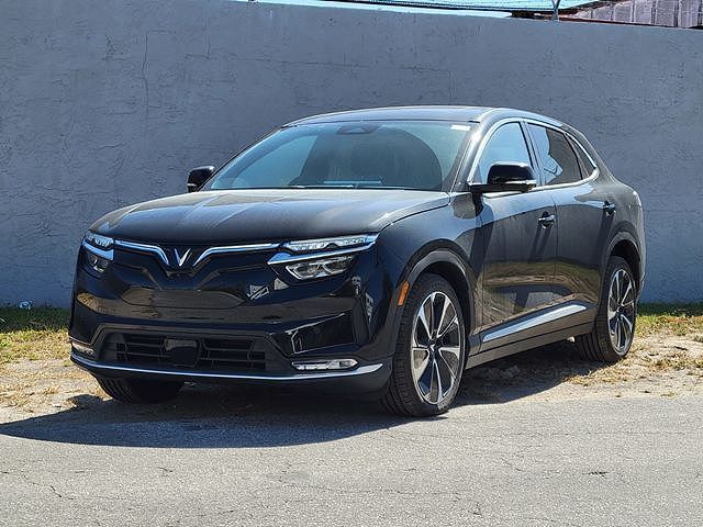 2025 VINFAST VF 8