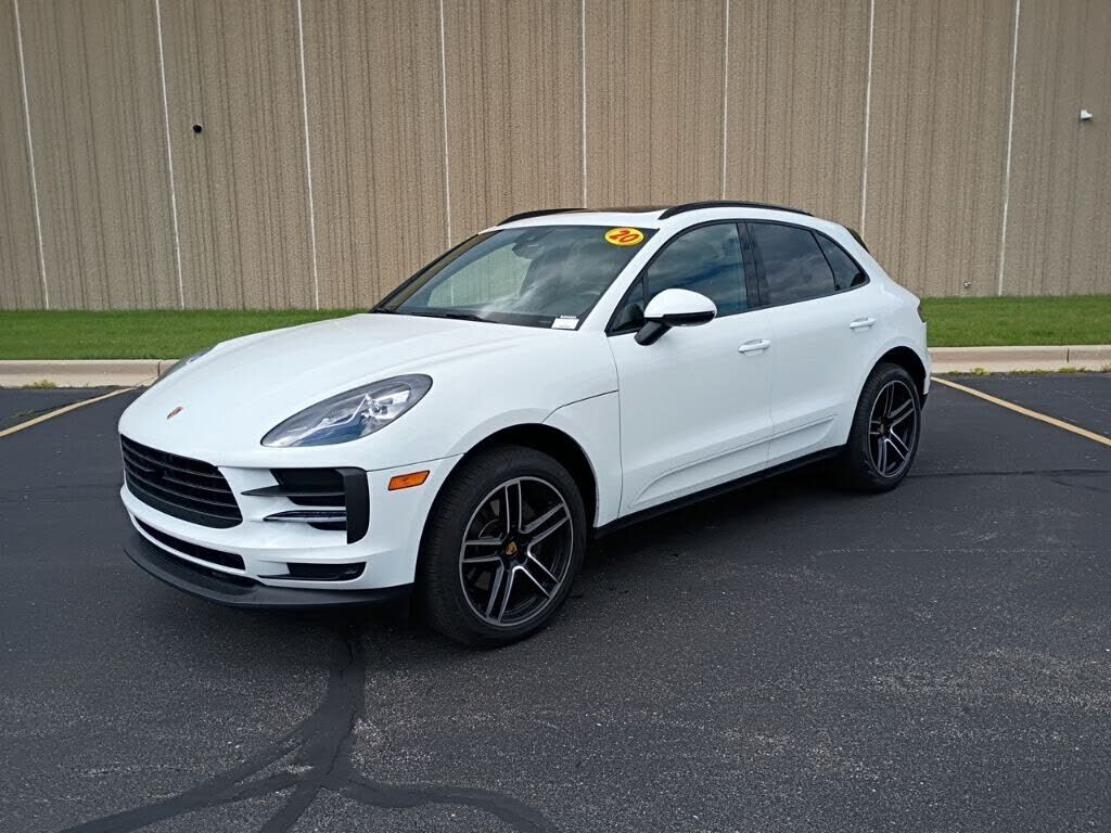 2020 PORSCHE Macan