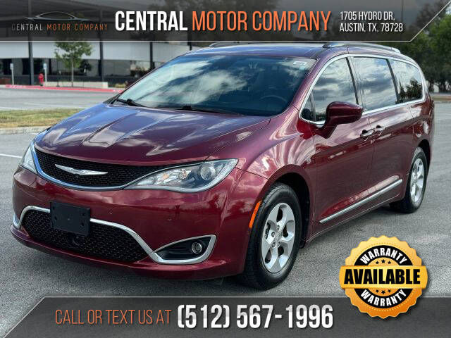2017 CHRYSLER Pacifica